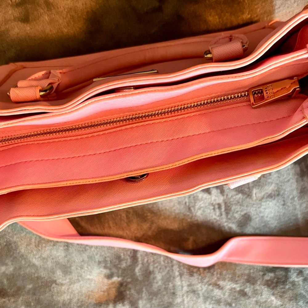 Stylish Pink BCBG Women's Handbag - Picture 9 of 9